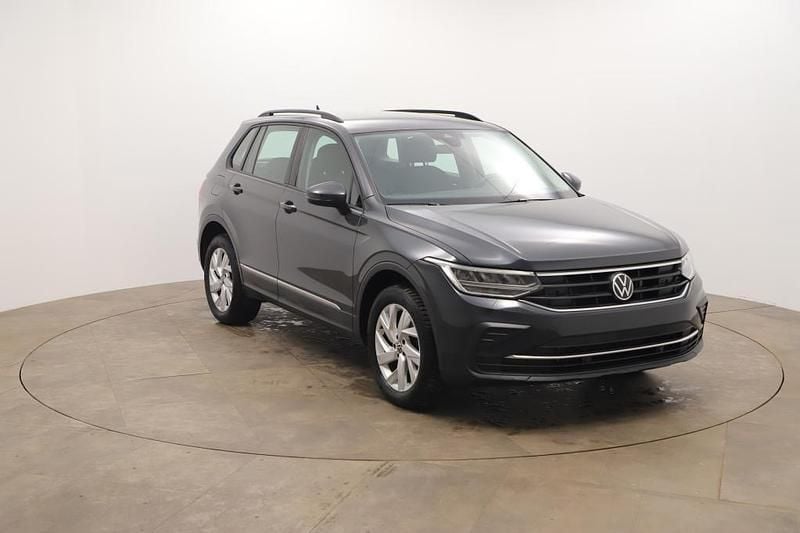 Gebraucht VW Tiguan 150 PS (110 kW) 2022 Grau SUV