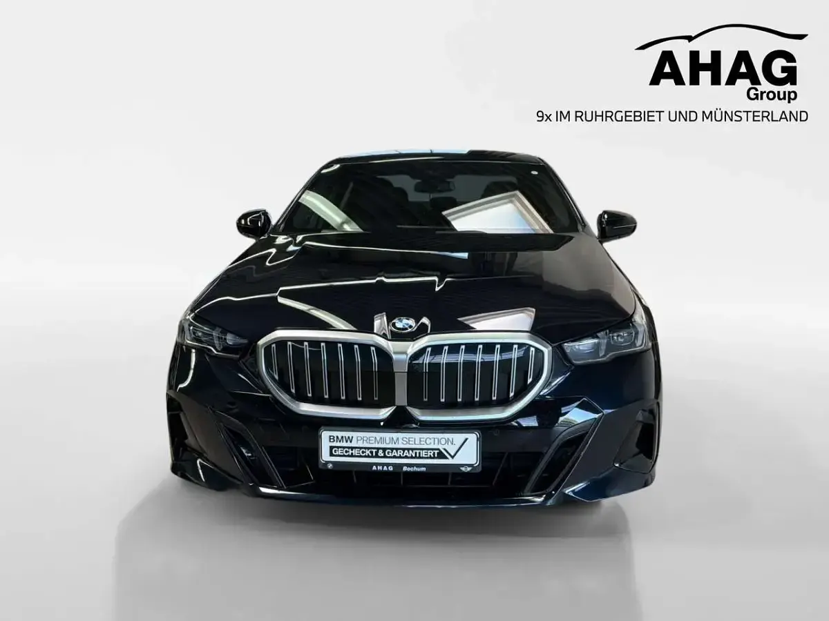 Gebraucht BMW 520 Performance 197 PS (144 kW) 2025 M carbonschwarz Limousine