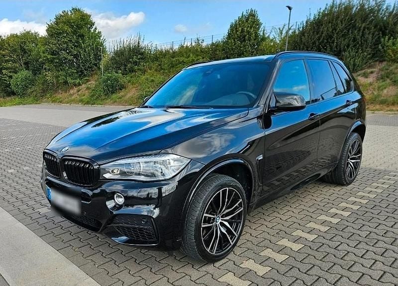 Schwarz Gebraucht 2014 BMW X5 M50 SUV | 23.950 € (Teuer) - Bild 1/4