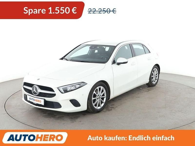 Weiß Gebraucht 2020 Mercedes A180 Progressive Limousine | 20.700 € (Fairer Preis) - Bild 1/3