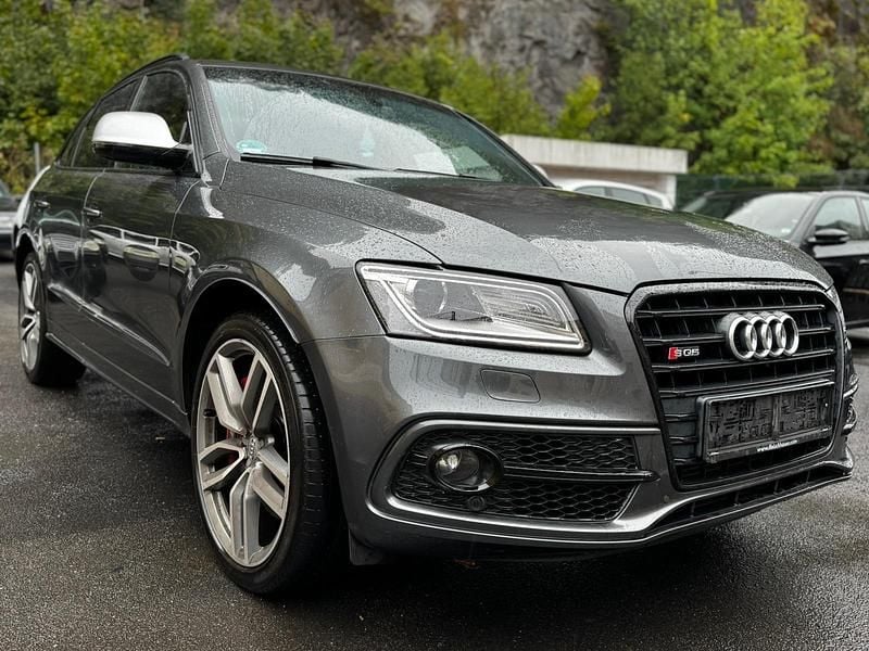 Grau Gebraucht 2017 Audi SQ5 SUV | 23.000 € (Guter Preis) - Bild 1/4