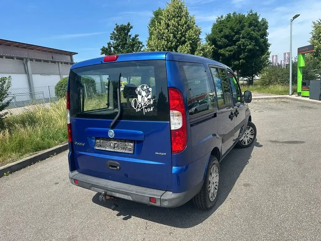 Gebraucht Fiat Doblò Dynamic 84 PS (61 kW) 2006 Blau Van / Kleinbus
