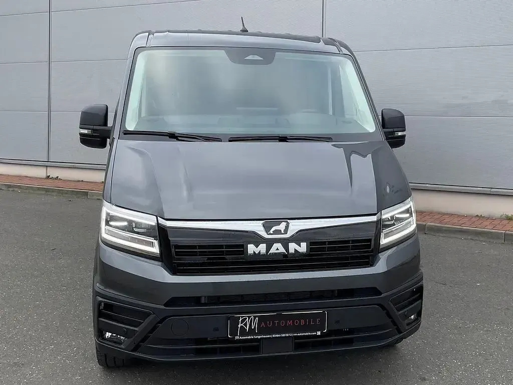 Neu MAN TGE 205 PS (150 kW) 2026 Grau Van