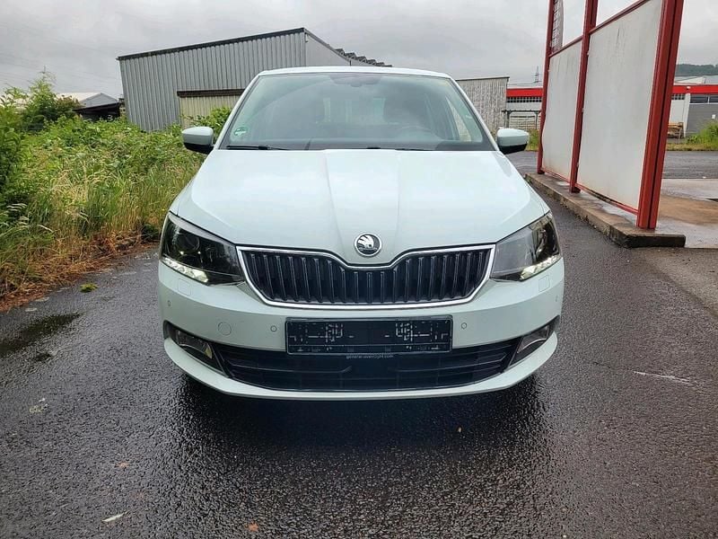 Gebraucht Skoda Fabia 110 PS (80 kW) 2018 Weiß Kleinwagen
