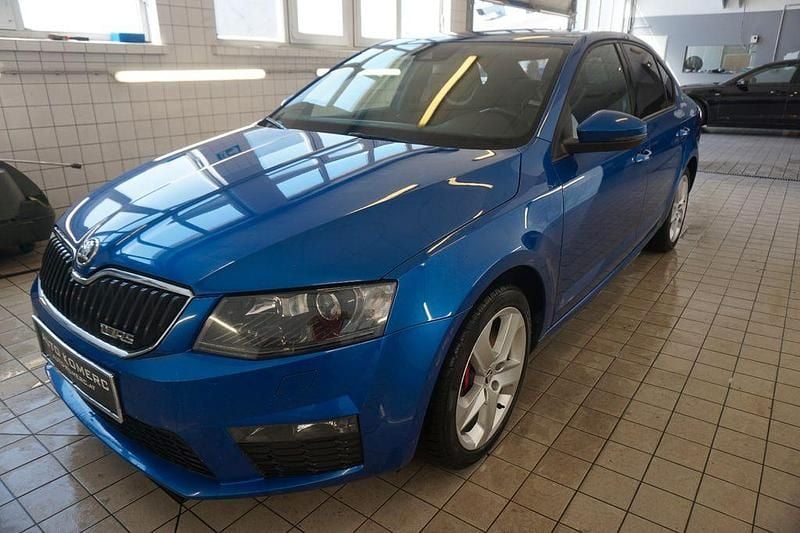 Blau Gebraucht 2014 Skoda Octavia RS Limousine | 8.900 € (Superpreis) - Bild 1/4