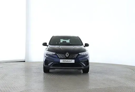 Używany Renault Arkana Techno 140 KM (102 kW) 2025 Biały SUV