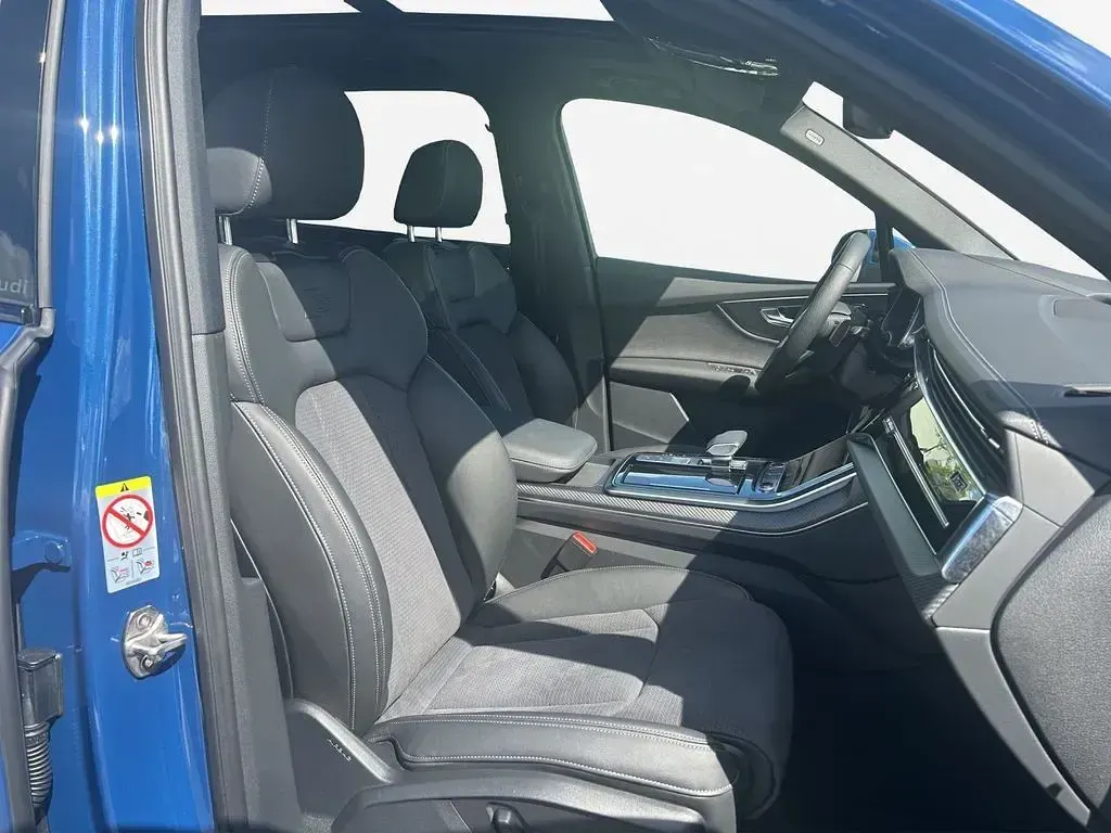 Usado Audi Q7 S-Line 286 HP (210 kW) 2025 Azul SUV