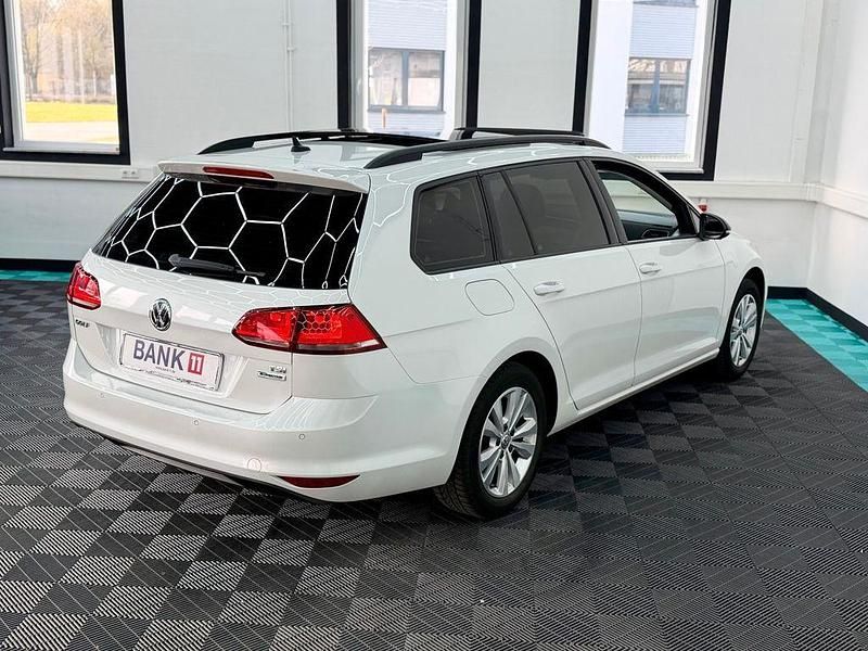 Gebraucht VW Golf VII 86 PS (63 kW) 2015 Weiß Kombi