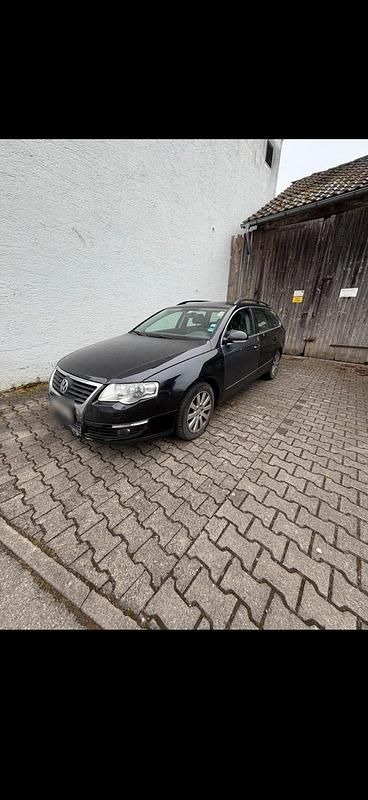 Gebraucht VW Passat 105 PS (77 kW) 2008 Schwarz Kombi