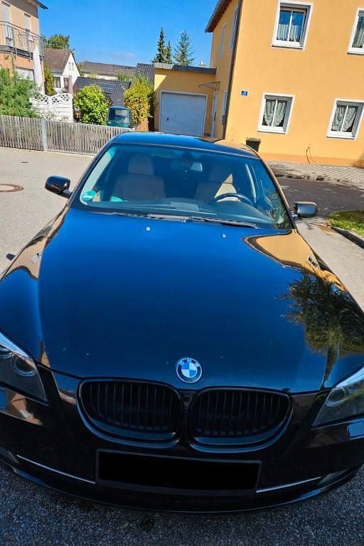 Second-hand BMW 525 Performance 218 CP (160 kW) 2007 Negru Berlinǎ