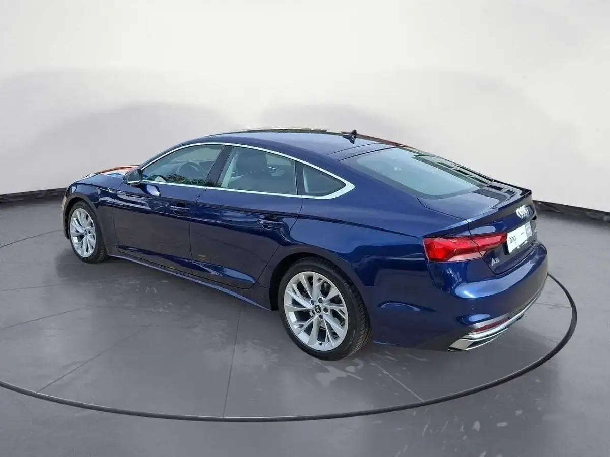 Gebraucht Audi A5 Advanced Plus 204 PS (150 kW) 2021 Navarrablau metallic Coupé