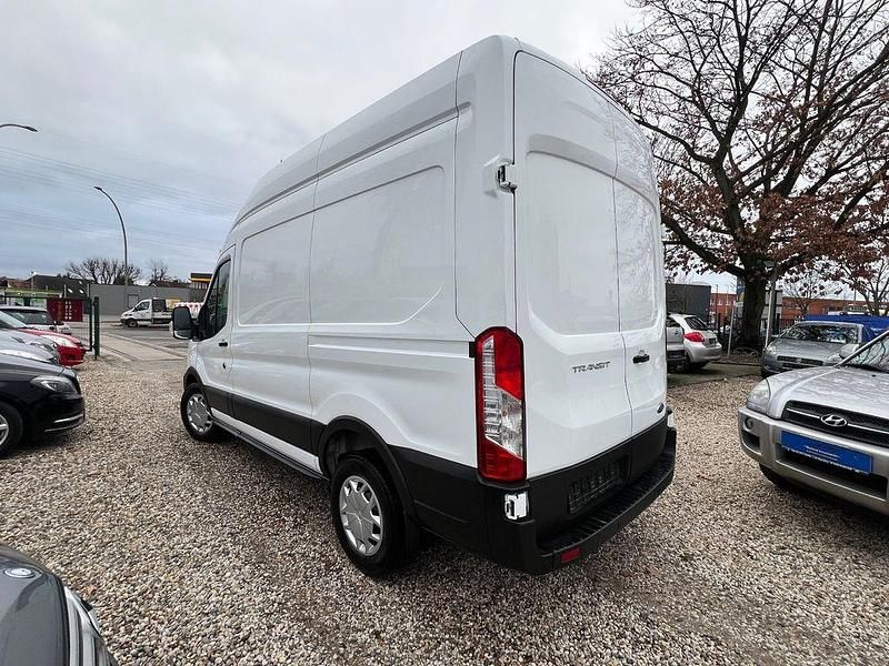 Gebraucht Ford Transit 131 PS (96 kW) 2021 Frozen white Abholung