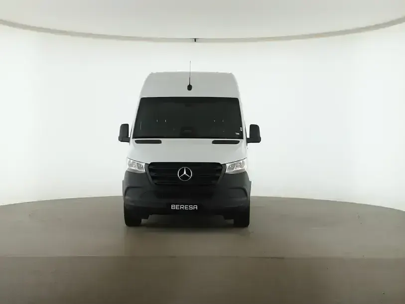 Gebraucht Mercedes Sprinter 170 PS (125 kW) 2025 Weiß Van