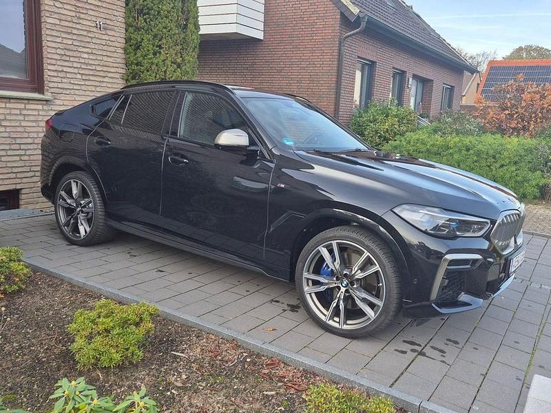 Gebraucht BMW X6 M50 Performance 530 PS (389 kW) 2022 Schwarz SUV