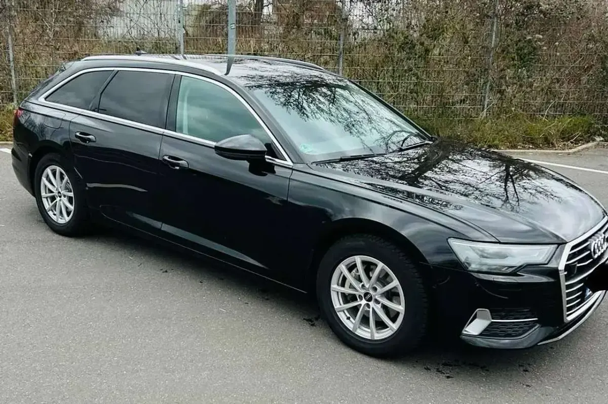 Gebraucht Audi A6 Sport 204 PS (150 kW) 2021 Schwarz Kombi