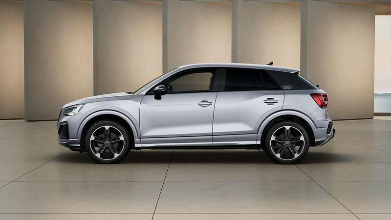 Neu Audi Q2 Advanced Plus 150 PS (110 kW) 2026 Silber SUV