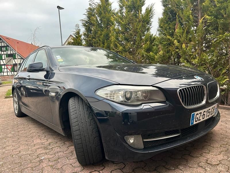 Blau Gebraucht 2012 BMW 530 Kombi | 6.400 € (Superpreis) - Bild 1/3