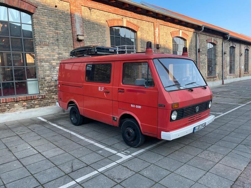 Rot Gebraucht 1982 VW LT Van / Kleinbus | 2.900 € - Bild 1/4