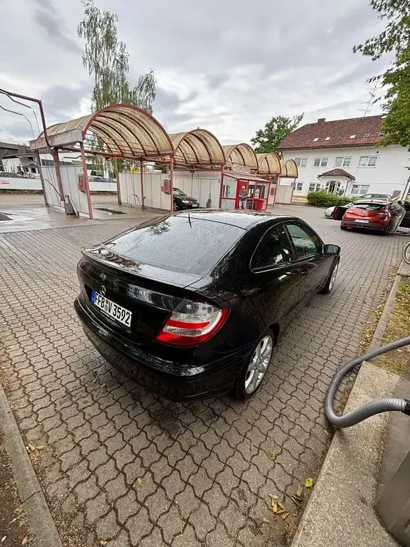 Gebraucht Mercedes C230 204 PS (150 kW) 2006 Schwarz Limousine