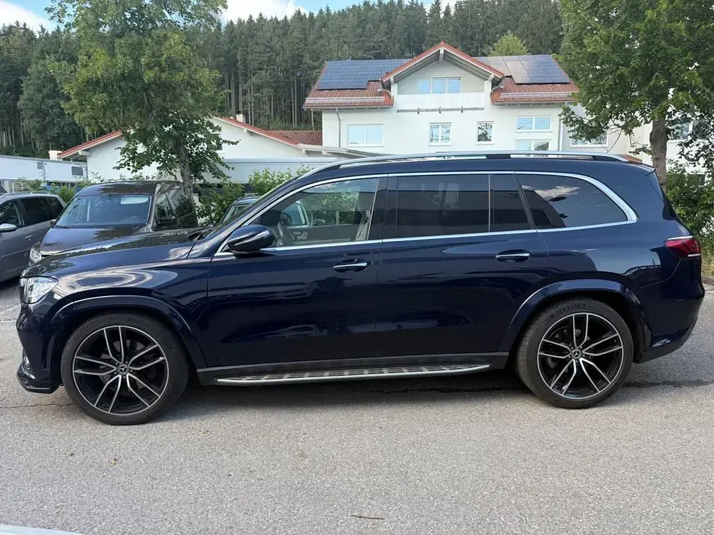 Gebraucht Mercedes GLS580 489 PS (359 kW) 2020 Blau SUV