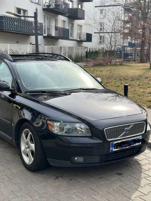Blau Gebraucht 2006 Volvo V50 Kombi | 4.400 € (Teuer) - Bild 1/4