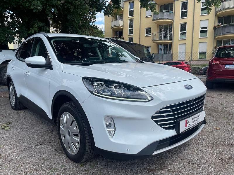 Gebraucht Ford Kuga Titanium X 152 PS (111 kW) 2021 Weiß SUV