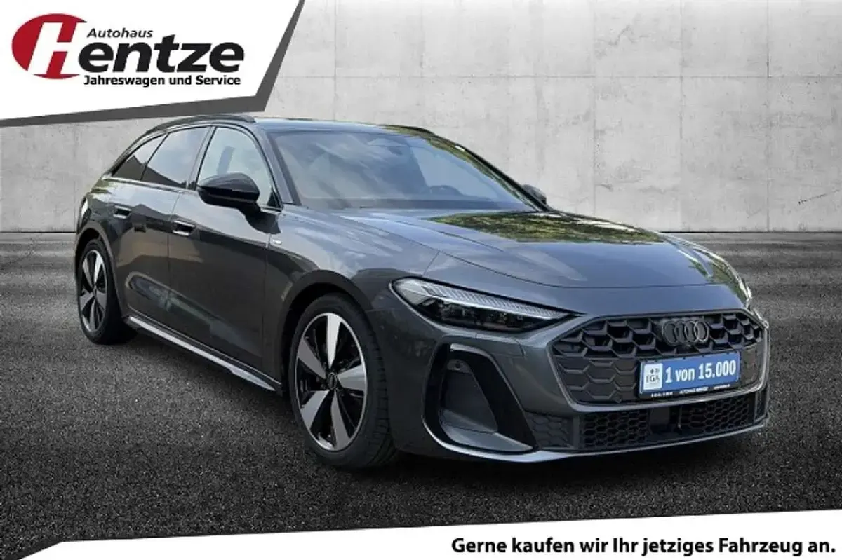 Gebraucht Audi A5 Sport 204 PS (150 kW) 2025 Grau Kombi