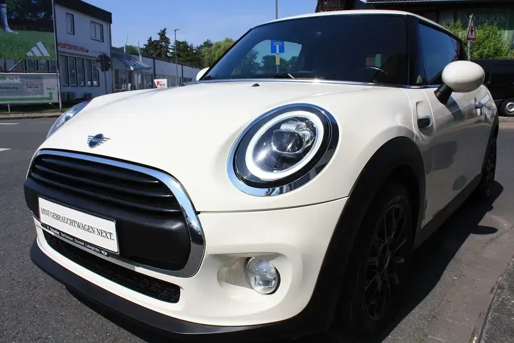 Gebraucht Mini ONE 102 PS (75 kW) 2018 Weiß Kleinwagen