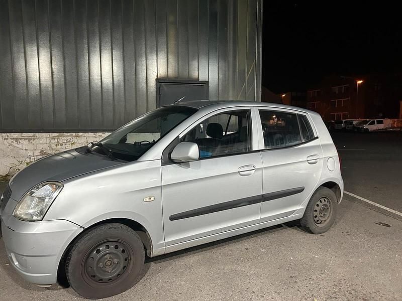 Gebraucht Kia Picanto 65 PS (47 kW) 2005 Silber Kleinwagen