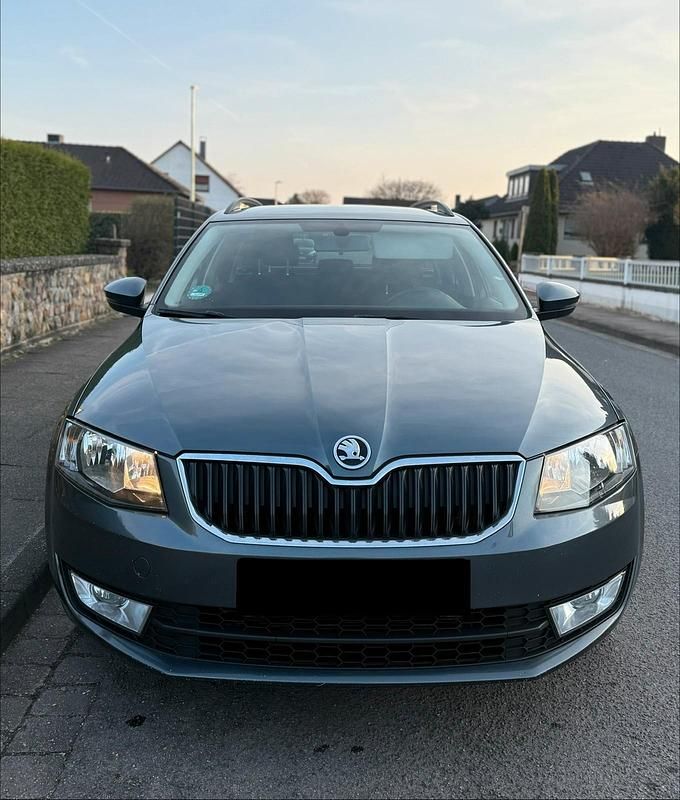 Gebraucht Skoda Octavia 110 PS (80 kW) 2016 Grau Kleinwagen