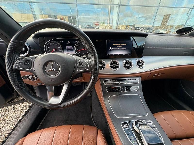 Gebraucht Mercedes E350 Avantgarde 258 PS (189 kW) 2019 Schwarz Coupé