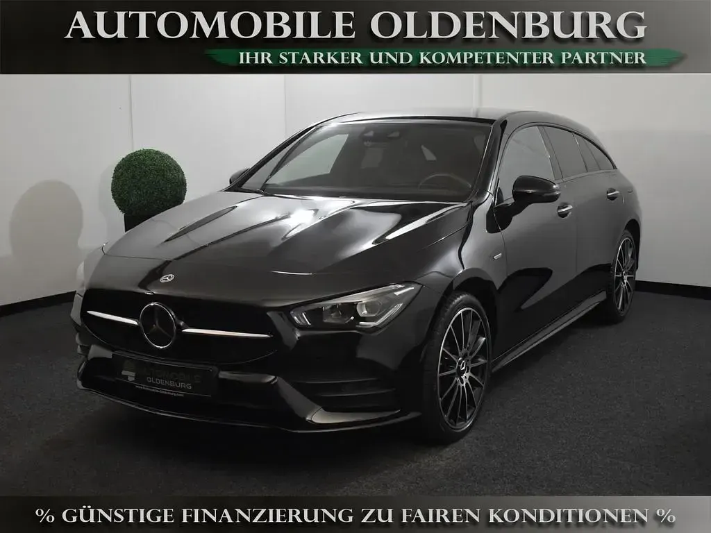 Gebraucht Mercedes CLA250e AMG Edition 218 PS (160 kW) 2022 Schwarz Coupé