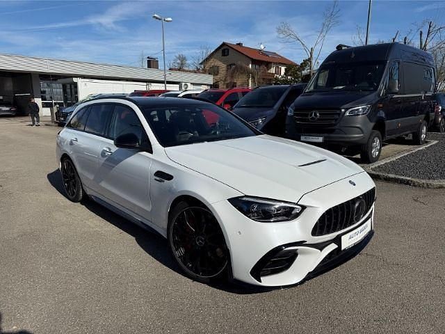 Gebraucht Mercedes C63 AMG AMG 680 PS (500 kW) 2024 Manufaktur opalithweiß bright Kombi