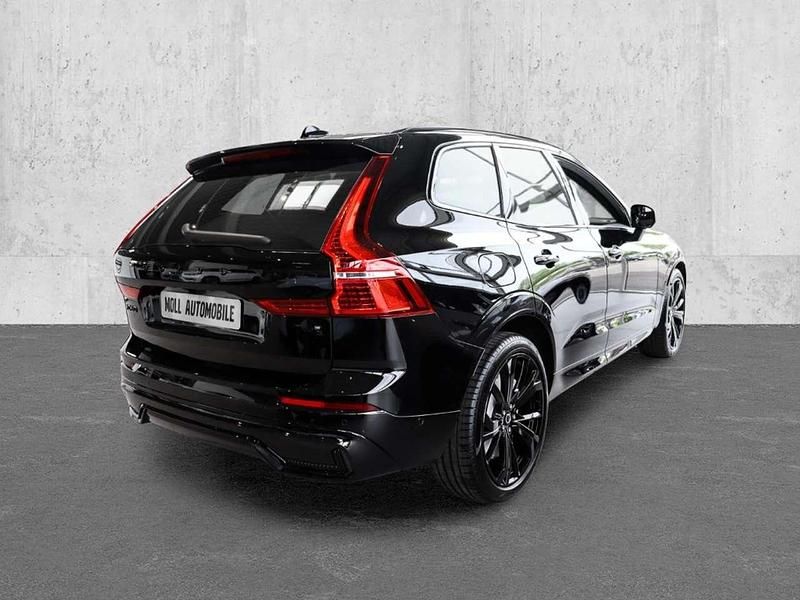 Neu Volvo XC60 Plus 349 PS (256 kW) 2025 Schwarz SUV