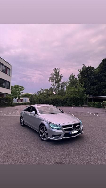 Silber Gebraucht 2013 Mercedes CLS500 AMG Limousine | 29.999 € (Superpreis) - Bild 1/4