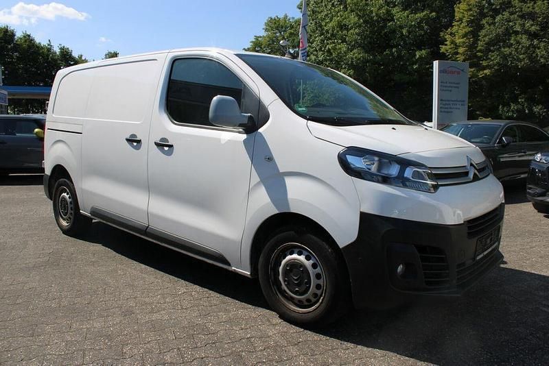Weiß Gebraucht 2020 Citroën Jumpy Van / Kleinbus | 14.980 € (Guter Preis) - Bild 1/4