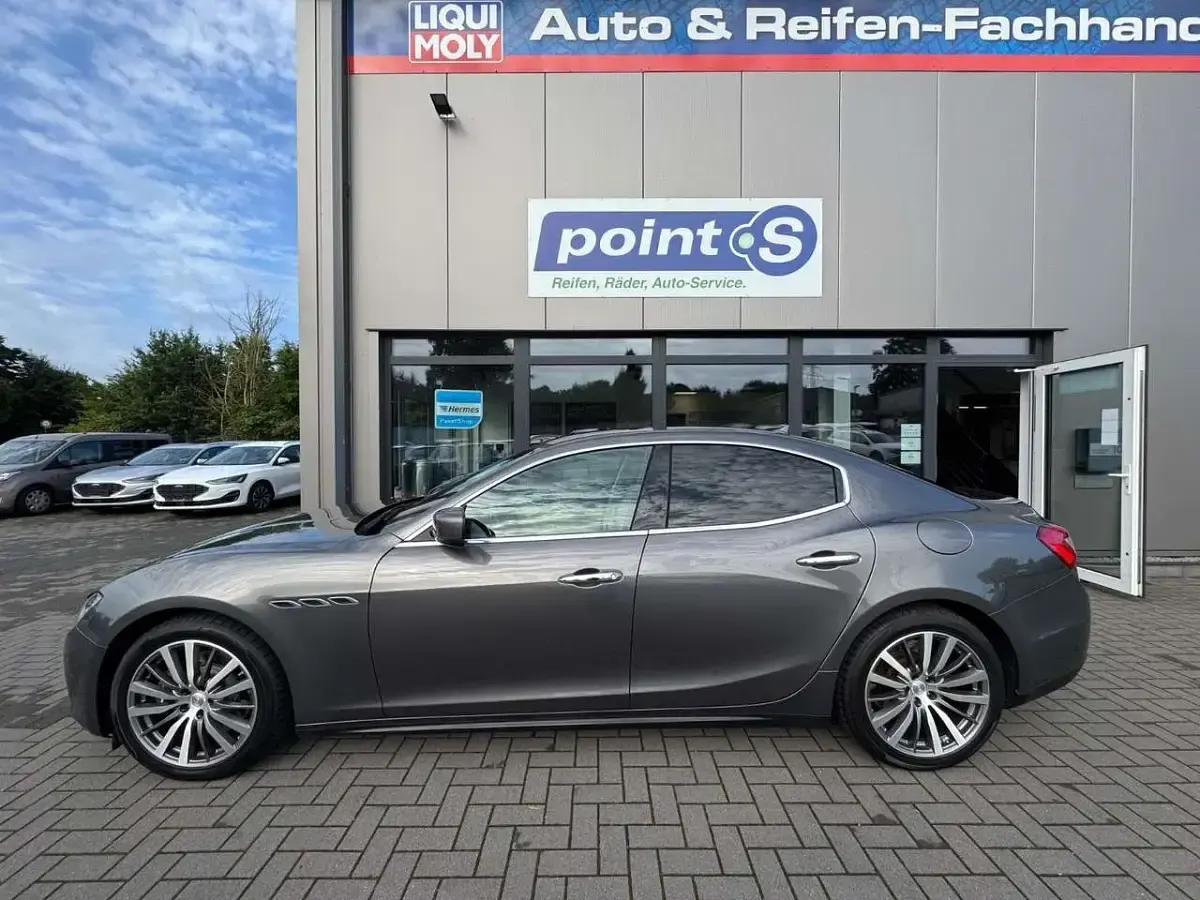Gebraucht Maserati Ghibli 411 PS (302 kW) 2016 Grau Limousine