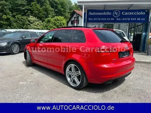 Gebraucht Audi A3 Ambiente 200 PS (147 kW) 2011 Rot Kleinwagen