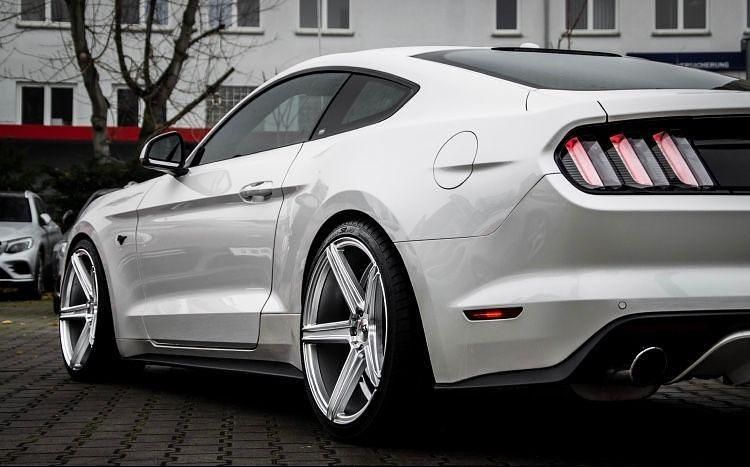 Gebraucht Ford Mustang 317 PS (233 kW) 2017 Weiß Coupé