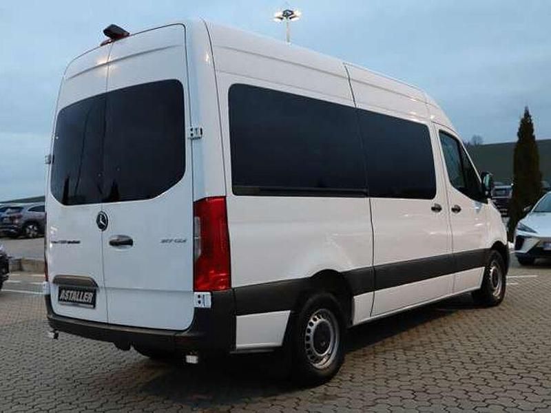 Gebraucht Mercedes Sprinter 170 PS (125 kW) 2023 Arktikweiß Van