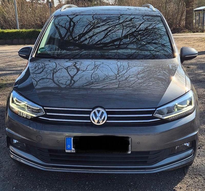 Gebraucht VW Touran Join 150 PS (110 kW) 2018 Grau Van / Kleinbus
