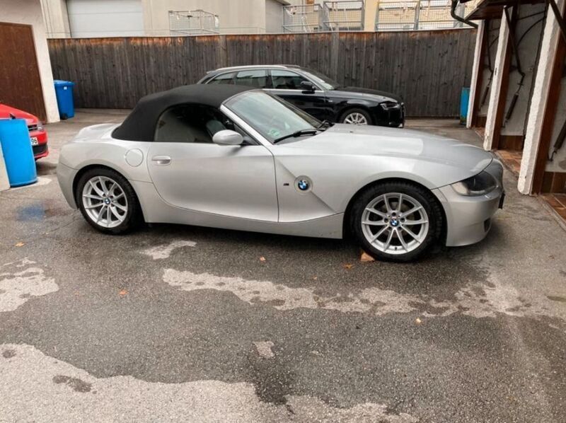 Silber Gebraucht 2007 BMW Z4 Performance Cabrio | 7.900 € (Superpreis) - Bild 1/4