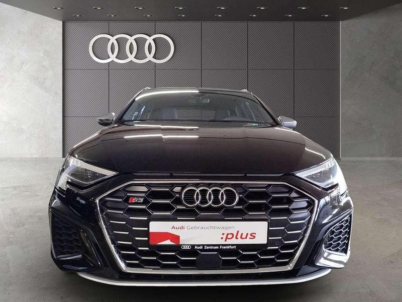 Gebraucht Audi S3 Ambiente 310 PS (228 kW) 2021 Mythosschwarz metallic Limousine