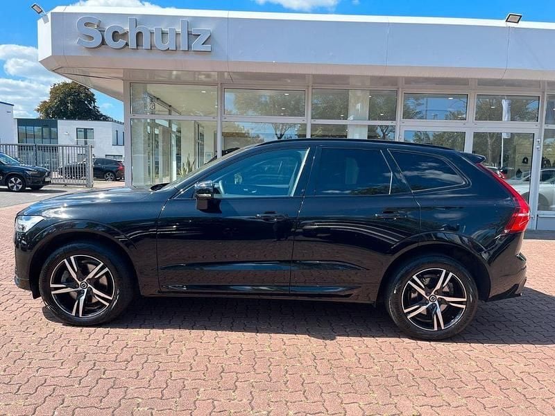 Schwarz Gebraucht 2022 Volvo XC60 R-Design SUV | 39.850 € (Fairer Preis) - Bild 1/4