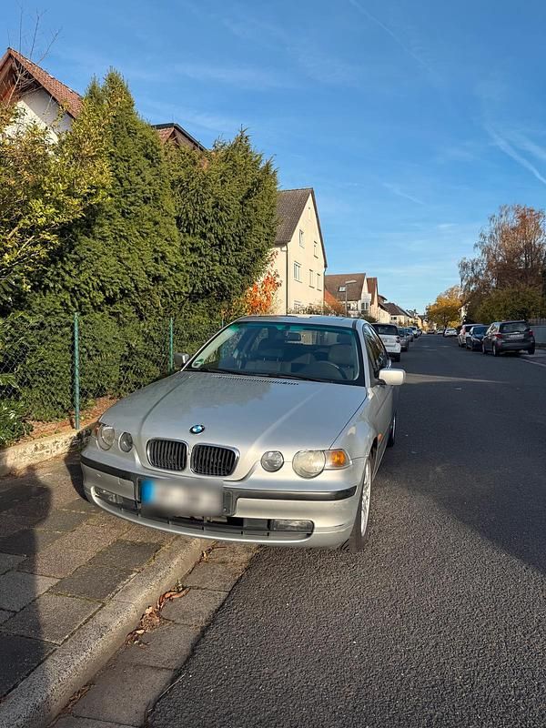 Gebraucht BMW 316 116 PS (85 kW) 2003 Silber Coupé