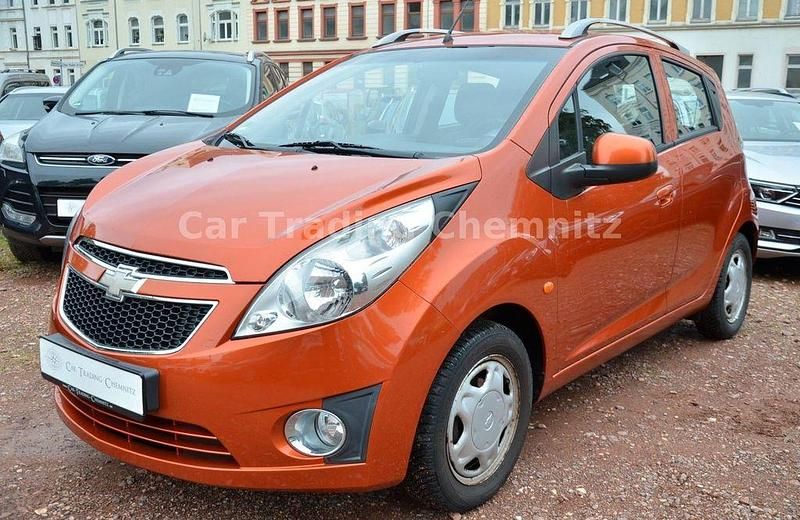 Orange Gebraucht 2010 Chevrolet Spark LS Kleinwagen | 5.499 € (Teuer) - Bild 1/4