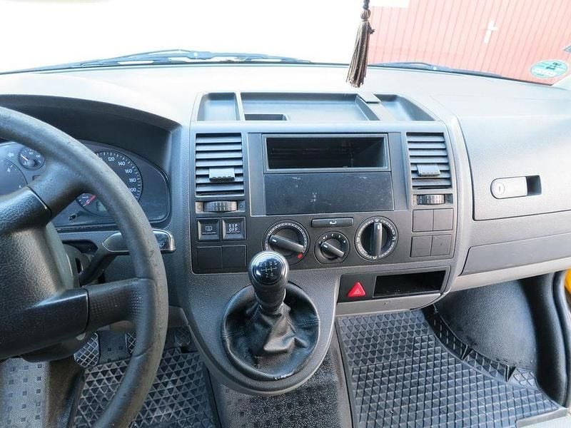 Gebraucht VW T5 84 PS (61 kW) 2006 Van