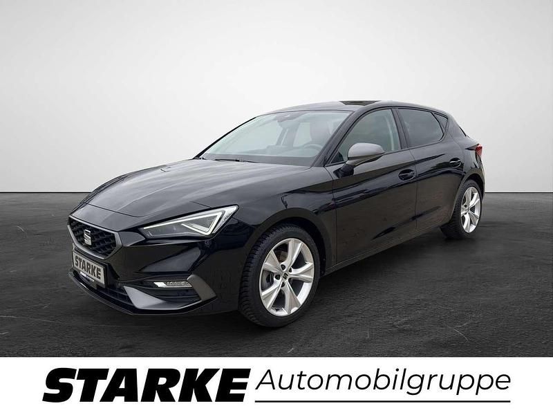 Schwarz Gebraucht 2024 Seat Leon FR Limousine | 27.290 € (Guter Preis) - Bild 1/4