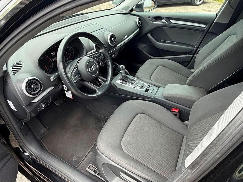 Gebraucht Audi A3 Proline 116 PS (85 kW) 2018 Schwarz Limousine