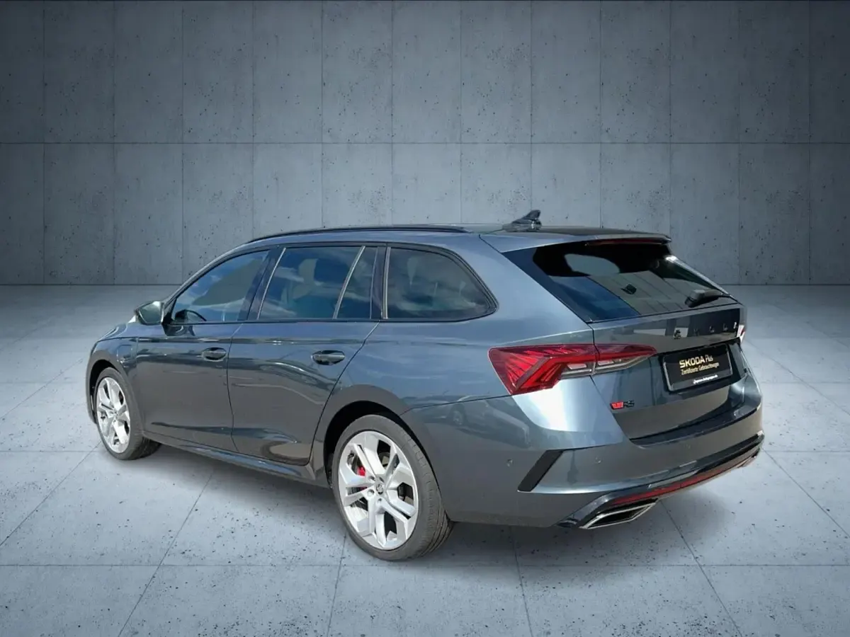Gebraucht Skoda Octavia RS 245 PS (180 kW) 2021 Grau Kombi